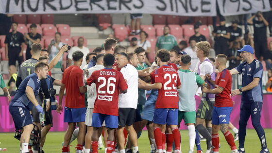 protest polskich władz transparent Maccabi Hajfa